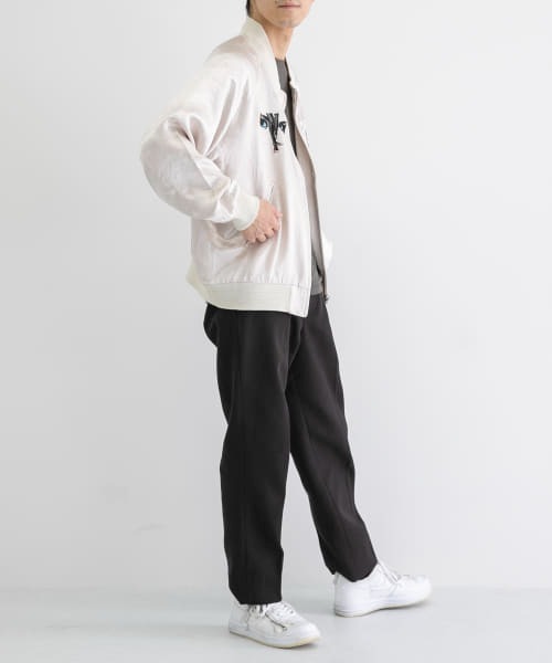 PHINGERIN(フィンガリン)の「PHINGERIN HEEL LIP SOUVENIR JACKET(スタジャン・メンズ・ベージュ・MEDIUM)」の4枚目の写真