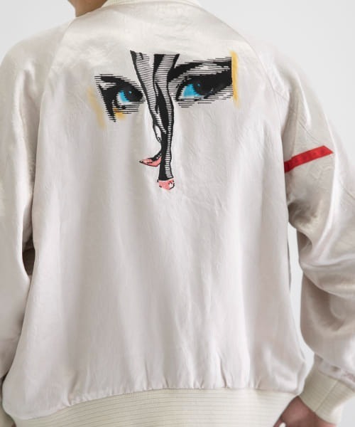PHINGERIN(フィンガリン)の「PHINGERIN HEEL LIP SOUVENIR JACKET(スタジャン・メンズ・ベージュ・MEDIUM)」の12枚目の写真
