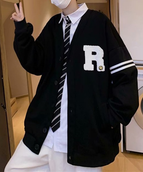 NEW GENTLEMAN（ニュージェントルマン）の「カレッジ風 ビッグカーディガン（カーディガン/ボレロ・メンズ・ブラック/グレー/アイボリー・M/L/XL）」の4枚目の写真