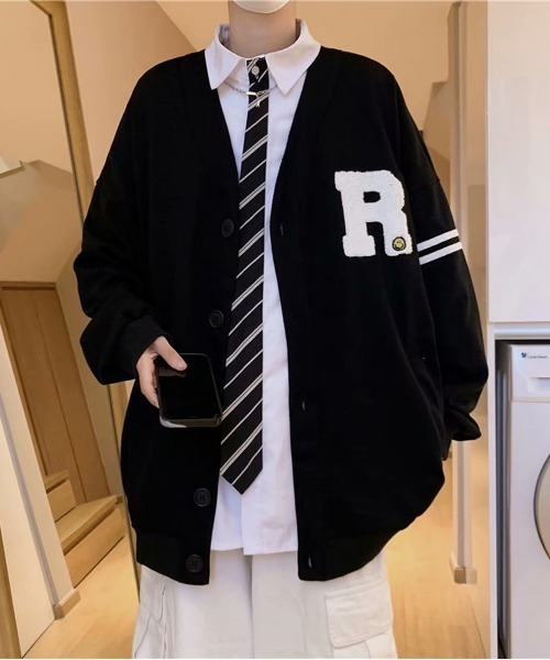 NEW GENTLEMAN（ニュージェントルマン）の「カレッジ風 ビッグカーディガン（カーディガン/ボレロ・メンズ・ブラック/グレー/アイボリー・M/L/XL）」の8枚目の写真