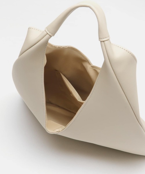 ITEMS URBANRESEARCH(アイテムズ アーバンリサーチ)の「PUトライアングルトート(トートバッグ・レディース・ブラック/グレー系その他・-)」の14枚目の写真