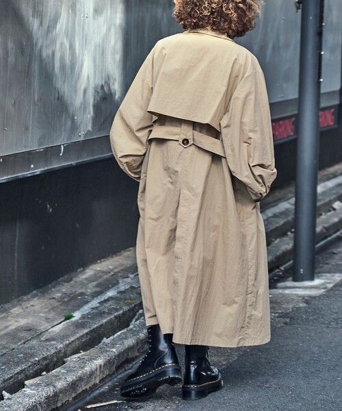 PUBLUX（パブリュクス）の「【PUBLUX/パブリュクス】 ヨーク付きステンカラーコート（トレンチコート・レディース・ベージュ/ブラック/カーキ・ﾌﾘ-）」の7枚目の写真