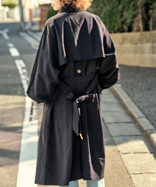 PUBLUX（パブリュクス）の「【PUBLUX/パブリュクス】 ヨーク付きステンカラーコート（トレンチコート・レディース・ベージュ/ブラック/カーキ・ﾌﾘ-）」の16枚目の写真