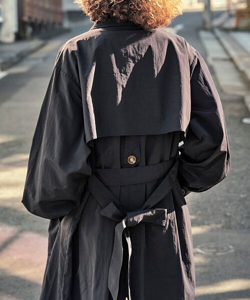 PUBLUX（パブリュクス）の「【PUBLUX/パブリュクス】 ヨーク付きステンカラーコート（トレンチコート・レディース・ベージュ/ブラック/カーキ・ﾌﾘ-）」の20枚目の写真