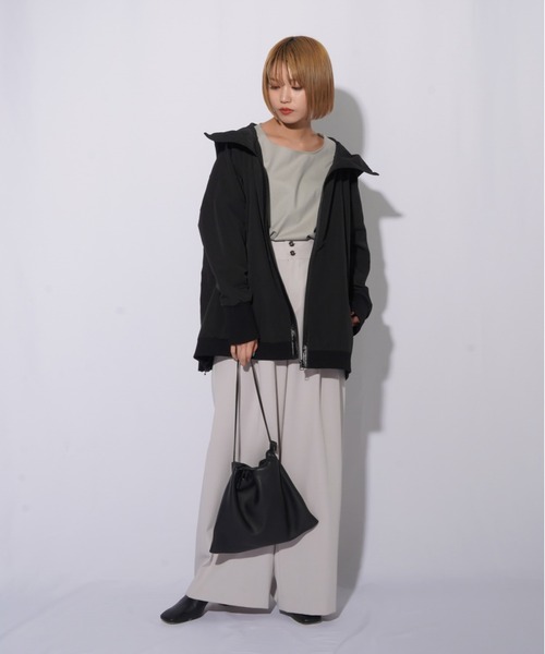 AVIE（アビィ）の「AVIE×LC/LLL　テントラインパーカ（その他アウター・レディース・ブラック/ベージュ・FREE）」の3枚目の写真