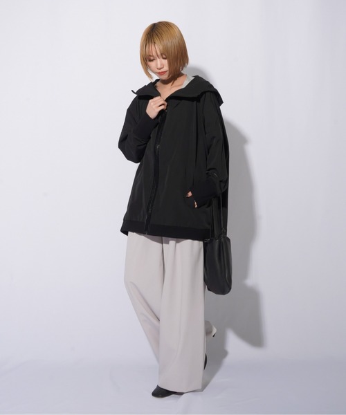 AVIE（アビィ）の「AVIE×LC/LLL　テントラインパーカ（その他アウター・レディース・ブラック/ベージュ・FREE）」の5枚目の写真