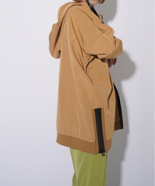 AVIE（アビィ）の「AVIE×LC/LLL　テントラインパーカ（その他アウター・レディース・ブラック/ベージュ・FREE）」の10枚目の写真