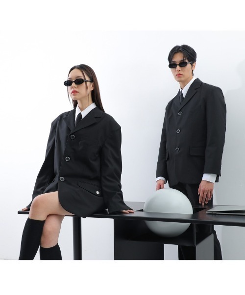 BASIC COTTON（ベーシックコットン）の「【BASIC COTTON/ベーシックコットン】METAL NECK TIE /ネクタイ ロゴネクタイ（ネクタイ・メンズ・ブラック・ONE SIZE）」の2枚目の写真