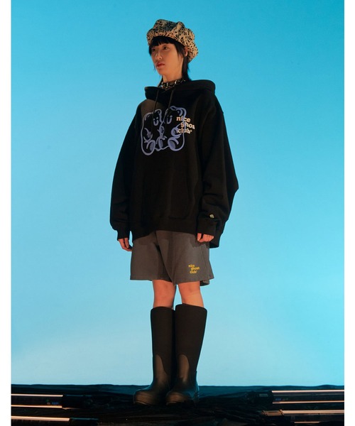 NICE GHOST CLUB(ナイスゴーストクラブ)の「A'GEM/9 × .kom『NICE GHOST CLUB/ナイスゴーストクラブ』GUMMY BEAR&LOGO HOODIE/グミベアデザイン プルオーバーパーカー(パーカー・レディース・ホワイト/ブラック/ライトグレー/グリーン・M/L)」の10枚目の写真