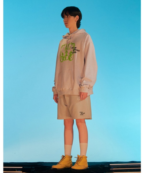 NICE GHOST CLUB(ナイスゴーストクラブ)の「A'GEM/9 × .kom『NICE GHOST CLUB/ナイスゴーストクラブ』GUMMY BEAR&LOGO HOODIE/グミベアデザイン プルオーバーパーカー(パーカー・レディース・ホワイト/ブラック/ライトグレー/グリーン・M/L)」の14枚目の写真