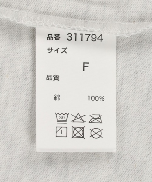 SPINNS(スピンズ)の「【ゆったりシルエット】CARプリントデザイン ビッグシルエットTシャツ(Tシャツ/カットソー・レディース・スミクロ/ブラック×パープル/オートミール/ホワイト×グリーン・ONESIZE)」の5枚目の写真