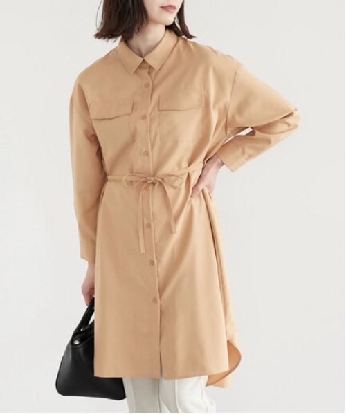 Green Parks(グリーンパークス)の「ポケット付きシャツワンピース(ワンピース・レディース・オフホワイト/ミント/キャメル・FREE)」の3枚目の写真