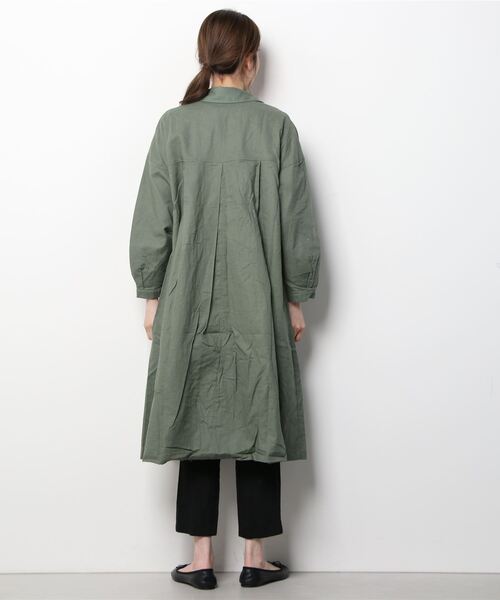 sandy（サンディー）の「【sandy】裏地がカワイイステンカラーコート（ステンカラーコート・レディース・カーキ・FREE）」の4枚目の写真