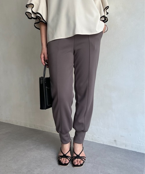 prose verse（プロズヴェール）の「バックスリットジョガーパンツ（その他パンツ・レディース・チャコールグレー/ブラック/オフホワイト・ﾌﾘ-）」の3枚目の写真