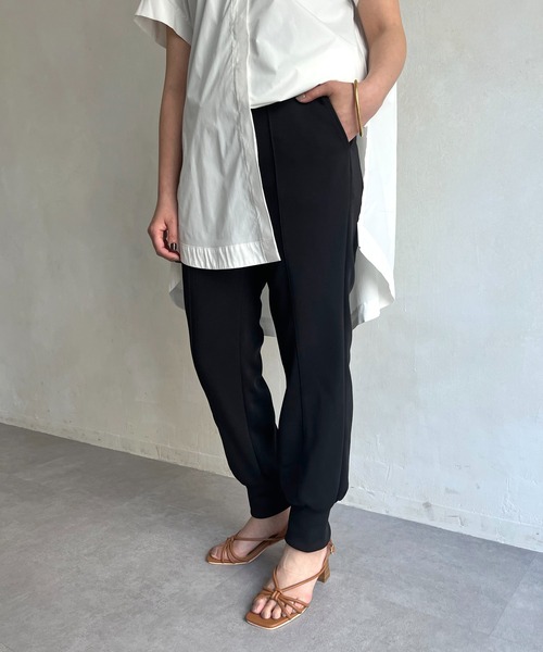 prose verse（プロズヴェール）の「バックスリットジョガーパンツ（その他パンツ・レディース・チャコールグレー/ブラック/オフホワイト・ﾌﾘ-）」の8枚目の写真