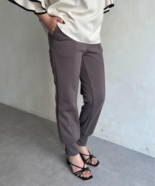 prose verse（プロズヴェール）の「バックスリットジョガーパンツ（その他パンツ・レディース・チャコールグレー/ブラック/オフホワイト・ﾌﾘ-）」の14枚目の写真