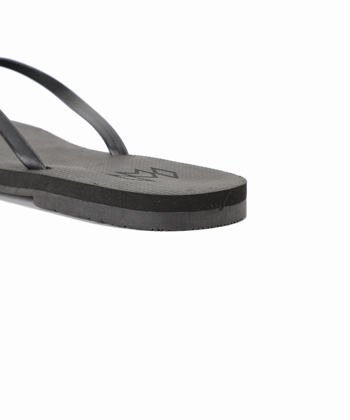 SLOBE IENA（スローブイエナ）の「【MALVADOS/マルバドス】トングサンダル（サンダル・レディース・ブラック/ブラウン/ベージュ/ホワイト/キャメル・23.5cm/23cm/24cm）」の12枚目の写真