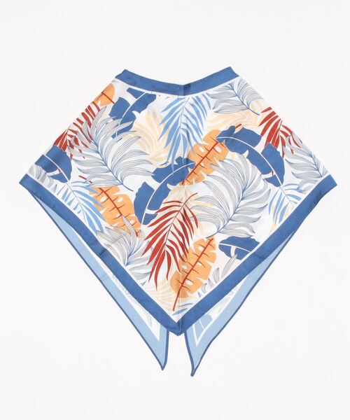 Te chichi（テチチ）の「ボタニカルつけ襟スカーフ（バンダナ/スカーフ・レディース・ベージュ/ブルー・ﾌﾘ-）」の3枚目の写真