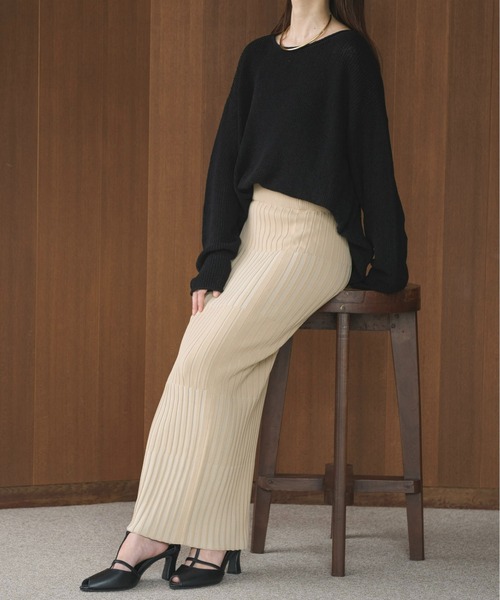 NEUNA（ヌナ）の「【セットアップ対応】【首元すっきり。】Vネック