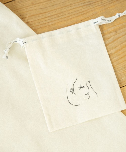 idem（イデム）の「idem gift bag S/コットン巾着ギフトバッグ（ポーチ・レディース・アイボリー・FREE）」の3枚目の写真
