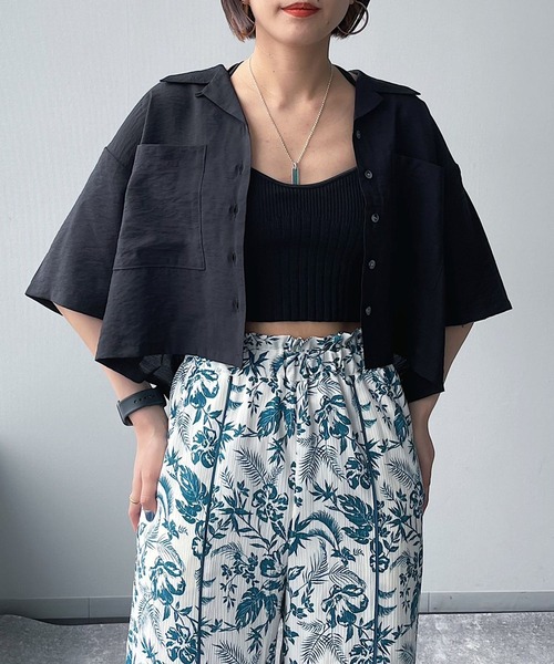 PAGEBOY（ページボーイ）の「ショート開襟アソートシャツ（シャツ/ブラウス・レディース・オフホワイト/ブラック/ブラック系その他/ターコイズブルー・FREE）」の3枚目の写真