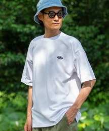GERRY（ジェリー）の「【GERRY】別注 バックプリント ワンポイント 刺しゅう 半袖Tシャツ（Tシャツ/カットソー）」