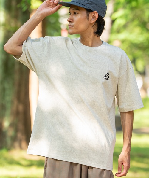 GERRY(ジェリー)の「【GERRY】別注 バックプリント/ワンポイント 刺しゅう 半袖Tシャツ(Tシャツ/カットソー・メンズ・ピンク/ブルー系その他/グレー系その他/C/グリーン系その他3/ホワイト系その他/グリーン系その他/ブラック系その他/グリーン系その他5/グリーン系その他4/イエロー/イエロー系その他2/イエロー系その他/B/ピンク系その他/グリーン系その他2/イエロー系その他3/A/D/グリーン/グレイッシュベージュ/グレー系その他2/グレー系その他3/グリーン系その他7/イエロー系その他5/ブラック/グリーン系その他6/イエロー系その他4/パープル/ホワイト/モスグリーン/セージグリーン/ブルー系その他2/ピンク系その他2/ブラック系/カーキ/ホワイト系/パープル系1/カーキ系/ホワイト系1/イエロー系その他6/グレー系1/グレー/ブルー/グレー系/ブラック系1/マスタード/ブルー系/パープル系/カーキ系1/ホワイト系2/グレー系2/ブラック系2/パープル系2/ブルー系2/カーキ系2/ブルー系1/ホワイト系4/カーキ系3/ブルー系3/ブラック系3/パープル系4/グレー系4/パープル系3/グレー系3/カーキ系4/ブルー系4/ブラック系4/ホワイト系3/カーキ系5/ブルー系5/ブラック系5/グレー系5/パープル系5/ホワイト系5・MEDIUM/LARGE/X-LARGE/SMALL)」の22枚目の写真