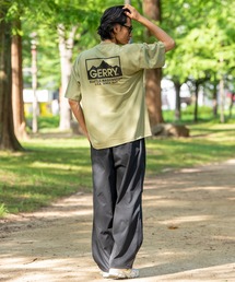GERRY（ジェリー）の「【GERRY】別注 バックプリント/ワンポイント 刺しゅう 半袖Tシャツ（Tシャツ/カットソー）」