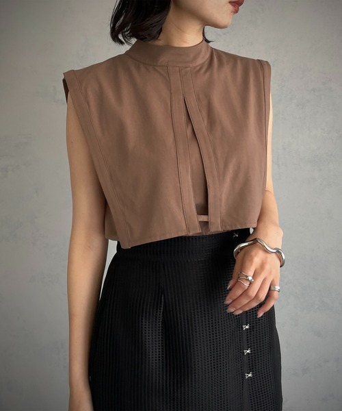 &g'aime（アンジェム）の「【&g’aime】ケープカットトップス（Tシャツ/カットソー・レディース・ブラック/モカ/グレイッシュベージュ・FREE）」の17枚目の写真