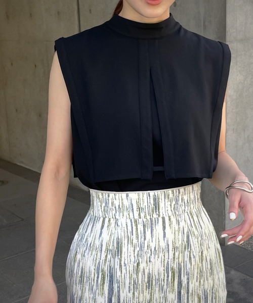 &g'aime（アンジェム）の「【&g’aime】ケープカットトップス（Tシャツ/カットソー・レディース・ブラック/モカ/グレイッシュベージュ・FREE）」の5枚目の写真