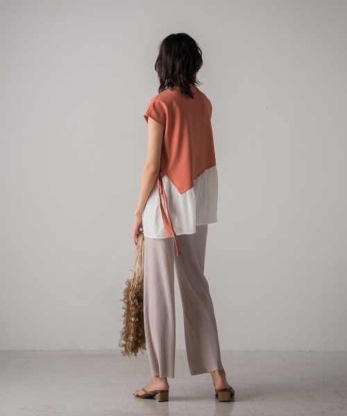 socolla（ソコラ）の「【socolla】楊柳アシメヘムドッキングプルオーバー（Tシャツ/カットソー・レディース・ベージュ/ピンク/ブルー/ブラウン/グレー・M）」の16枚目の写真