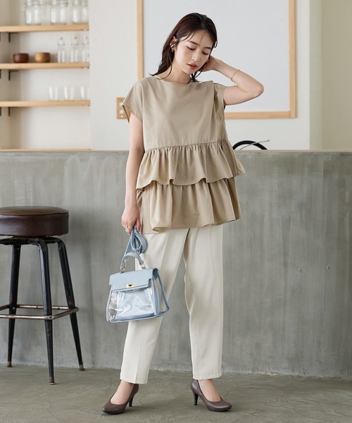 KOBE LETTUCE(コウベレタス)の「インナーポーチ付きゴールド金具フラップクリアバッグ(ハンドバッグ・レディース・ブラック/キャメル/サックスブルー/ホワイト・FREE)」の14枚目の写真