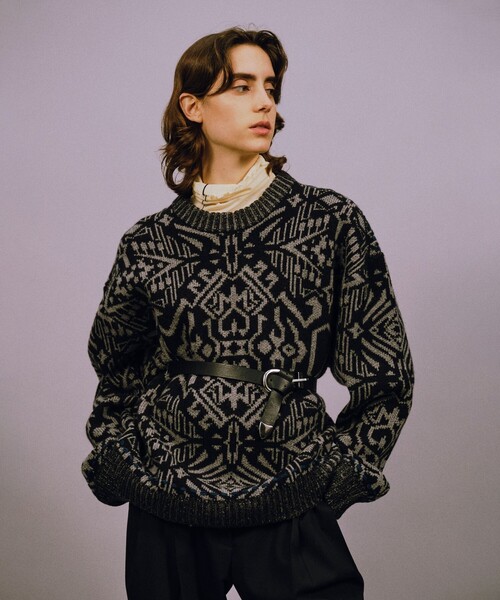 JOSEPH STUDIO（ジョゼフストゥディオ）の「ヴィンテージジャカード　ラウンドネックニット（ニット/セーター・メンズ・ホワイト系5/ブラック系5・SMALL/MEDIUM/LARGE）」の9枚目の写真