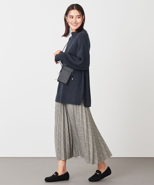 ANY(エニィ)の「【14色展開/洗える】ウーリッシュ プリーツスカート(スカート・レディース・アイボリー系/グリーン系/ワイン系/オレンジ系/ネイビー系/ネイビー系6/グリーン系6/グレー系5/アイボリー系5/ブラウン系6/ブラウン系5/イエロー系/ブルー系/ピーコックグリーン系・2/3/1)」の6枚目の写真