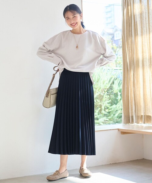 ANY(エニィ)の「【14色展開/洗える】ウーリッシュ プリーツスカート(スカート・レディース・アイボリー系/グリーン系/ワイン系/オレンジ系/ネイビー系/ネイビー系6/グリーン系6/グレー系5/アイボリー系5/ブラウン系6/ブラウン系5/イエロー系/ブルー系/ピーコックグリーン系・2/3/1)」の9枚目の写真