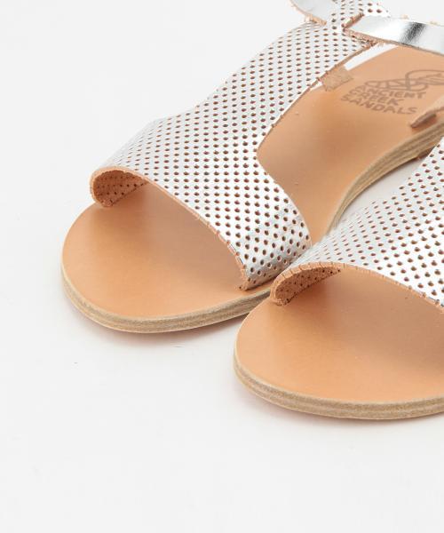 Demi-Luxe BEAMS（デミルクス ビームス）の「ANCIENT GREEK SANDALS / メタル アンクルベルト サンダル（サンダル・レディース・シルバー・38/39/35/36/37）」の2枚目の写真