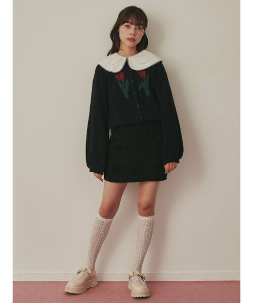 merry jenny（メリージェニー）の「二輪のチューリップカーディガン（カーディガン/ボレロ・レディース・ブラック/アイボリー/レッド・FREE）」の4枚目の写真