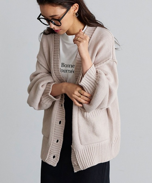 KOBE LETTUCE（コウベレタス）の「ポケット付きチュニック丈ニットカーディガン（カーディガン/ボレロ・レディース・ブラック/パープル/ピンク/ブルー/ベージュ系・FREE）」の3枚目の写真