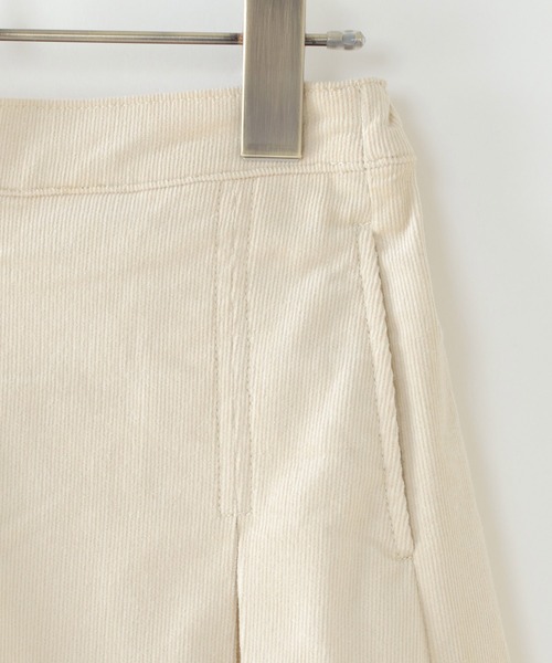 ikka（イッカ）の「ストレッチコールプリーツスカパン（120~160cm）（その他パンツ・キッズ・オフホワイト/グリーン・120/130/140/150/160）」の5枚目の写真