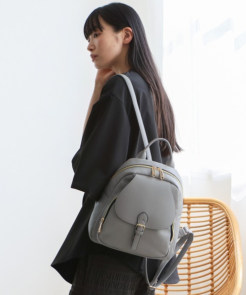FURLA noemi リュックサック ミニリュック フラップバッグ　ベージュ リュック リュックサック レディース おしゃれ 小さめ/ミニ