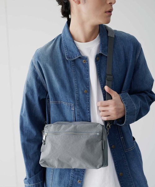 STANDARD SUPPLY(スタンダードサプライ)の「【ECモール限定】スタンダードサプライ / SHRINK NYLON シュリンクナイロン / WEEKEND SHOULDER ウィークエンドショルダー(ショルダーバッグ・メンズ・ブラック/ホワイト/グレー・FREE)」の3枚目の写真