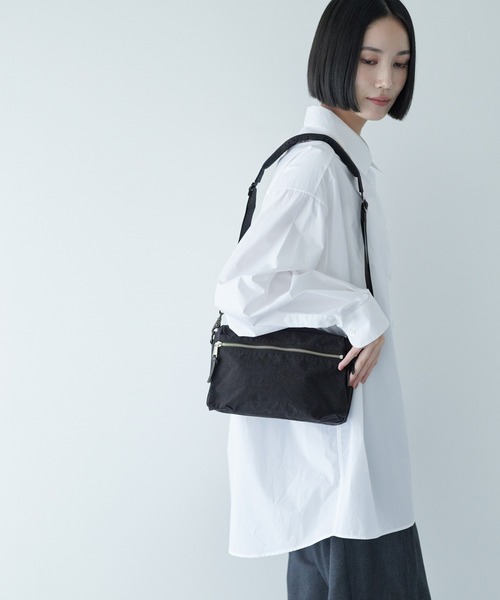 STANDARD SUPPLY(スタンダードサプライ)の「【ECモール限定】スタンダードサプライ / SHRINK NYLON シュリンクナイロン / WEEKEND SHOULDER ウィークエンドショルダー(ショルダーバッグ・メンズ・ブラック/ホワイト/グレー・FREE)」の6枚目の写真