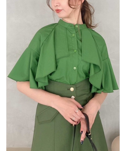 dazzlin（ダズリン）の「カーテンフリルフレアブラウス（シャツ/ブラウス・レディース・オフホワイト/パープル/グリーン・FREE）」の2枚目の写真