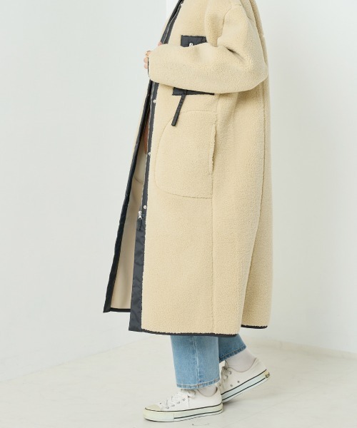 OMNES（オムネス）の「ボンディングボアロングコート（その他アウター・レディース・キャメル/ブラック/アイボリー/カーキ/モカ・MEDIUM/LARGE）」の12枚目の写真