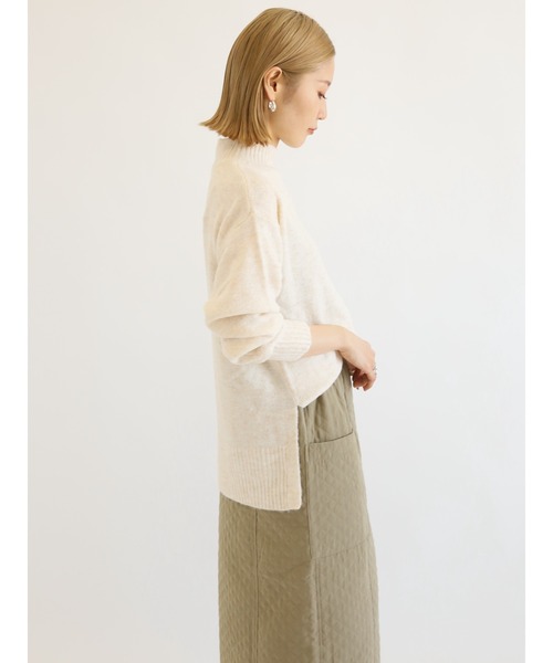 Samansa Mos2 blue（サマンサモスモスブルー）の「ヤクタッチモックネックニット（ニット/セーター・レディース・イエロー/サックスブルー/ベージュ/キナリ/ミント・ﾌﾘ-）」の17枚目の写真