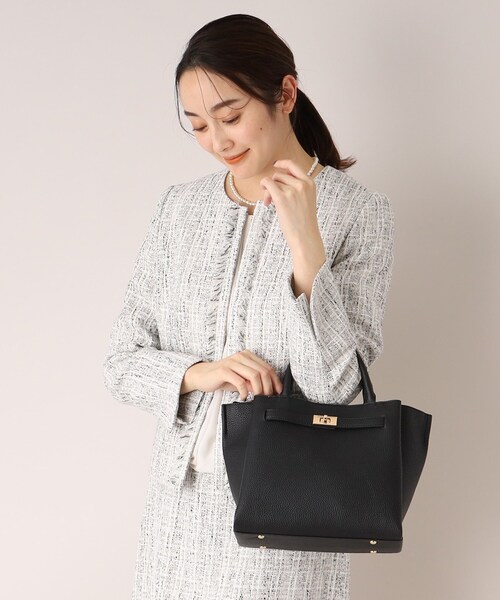 UNTITLED（アンタイトル）の「◆【セレモニー】ベルト付きソフトショルダー（ショルダーバッグ・レディース・ベージュ/ブラック・99）」の13枚目の写真