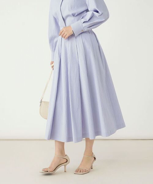 NOLLEY’S Sophi（ノーリーズソフィ）の「リップルタックフレアースカート（スカート・レディース・ホワイト/イエロー/サックスブルー・36/38/34）」の2枚目の写真