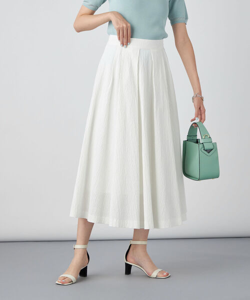 NOLLEY’S Sophi（ノーリーズソフィ）の「リップルタックフレアースカート（スカート・レディース・ホワイト/イエロー/サックスブルー・36/38/34）」の12枚目の写真