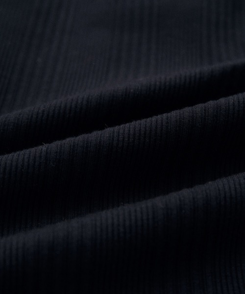 ADAM ET ROPE'（アダムエロペ）の「【サステナブル・WEB限定】パールボタンパフスリーブプルオーバー（その他トップス・レディース・ホワイト/ブラック/オフホワイト・FREE）」の13枚目の写真