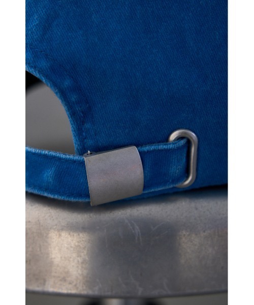 AZUL by moussy（アズールバイマウジー）の「ALTERNATIVE PIGMENT CAP/オルターナティブピグメントキャップ（キャップ・メンズ・ブラック/ブルー/クリアレッド・FREE）」の14枚目の写真